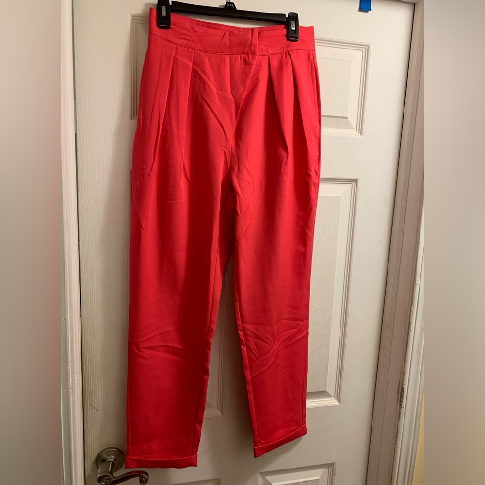 NWT hot pink trousers.